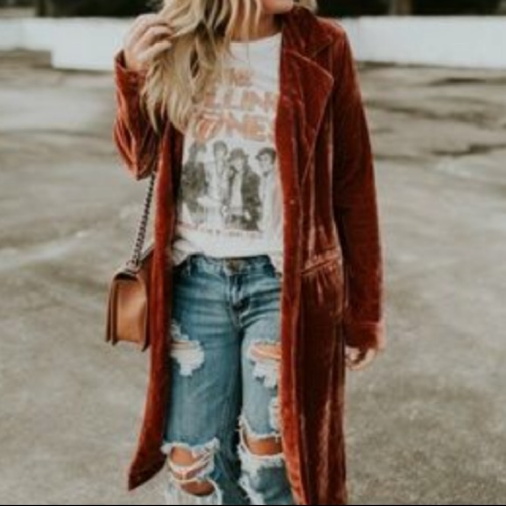 NWOT Retro Velvet Duster